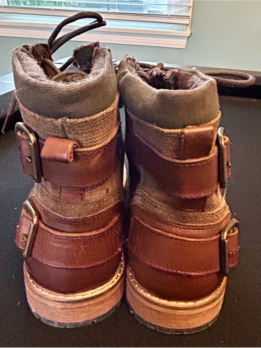 Woman’s Brown Lace-Up Leather Combat Boots size 8 - Picture 3 of 8